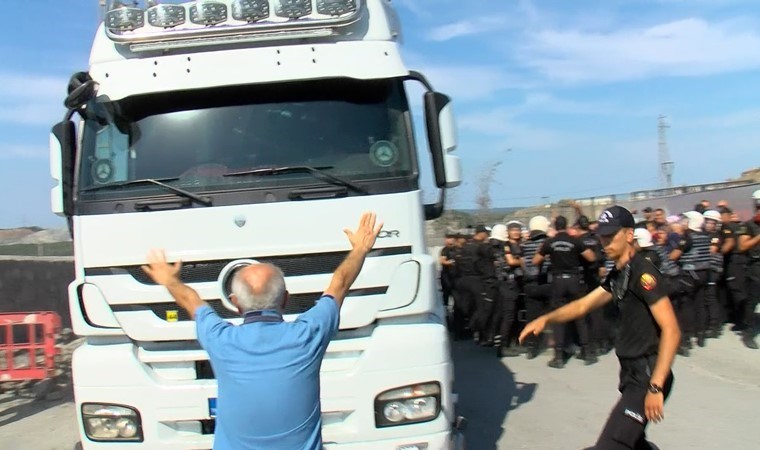 Sultangazi'de taş ocağı eylemlerinde arbede: 1 polis hastaneye kaldırıldı